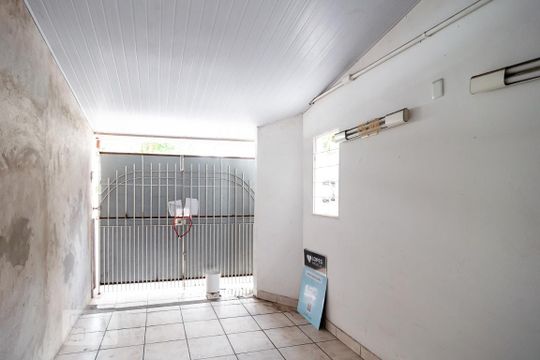 Garagem Coberta de casa à venda com 3 quartos, 250m² em Santo Amaro, São Paulo
