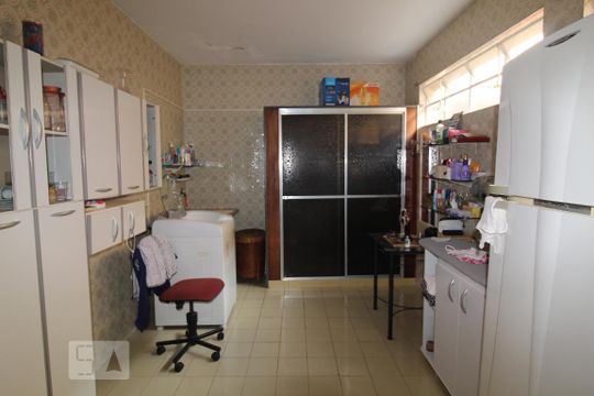 Área serviço de casa à venda com 5 quartos, 310m² em Olímpico, São Caetano do Sul