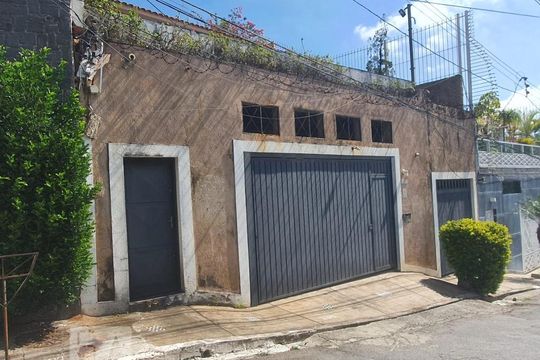 Fachada de casa à venda com 4 quartos, 480m² em Jardim São Bento, São Paulo