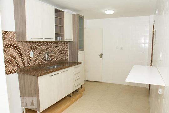 Cozinha - Armários de apartamento à venda com 3 quartos, 100m² em Jardim Guanabara, Rio de Janeiro