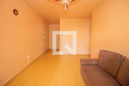 Sala de apartamento à venda com 1 quarto, 48m² em Passo da Areia, Porto Alegre
