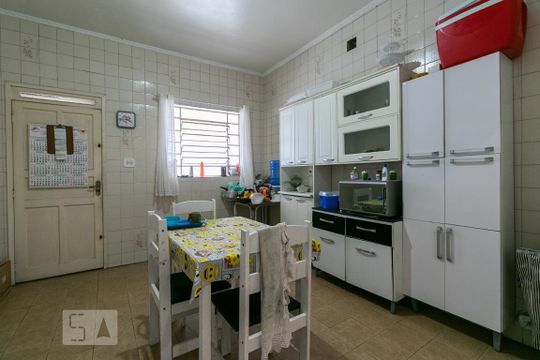 Cozinha de casa à venda com 3 quartos, 180m² em Vila Carrão, São Paulo