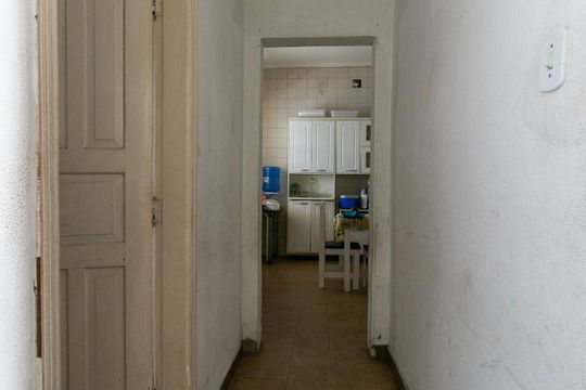 Corredor de casa à venda com 3 quartos, 180m² em Vila Carrão, São Paulo