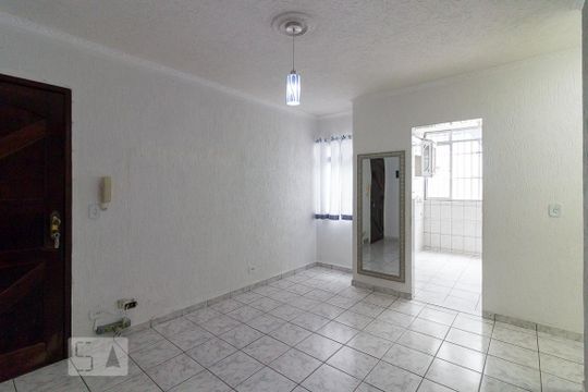 Sala de apartamento para alugar com 2 quartos, 50m² em Jardim Valéria, Guarulhos