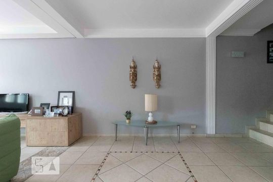 Sala de casa à venda com 3 quartos, 350m² em Vila Matilde, São Paulo