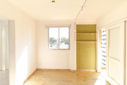 Salas de apartamento para alugar com 1 quarto, 64m² em Cambuí, Campinas