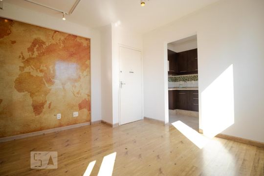 Apartamento para alugar com 1 quarto, 64m² em Cambuí, Campinas