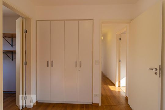 Quarto 1 de apartamento para alugar com 2 quartos, 64m² em Vila Mariana, São Paulo