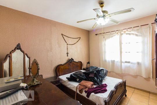 Quarto 1 de casa à venda com 2 quartos, 120m² em Vila Roque, São Paulo