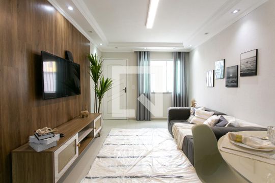 Sala de casa de condomínio para alugar com 2 quartos, 104m² em Vila Matilde, São Paulo