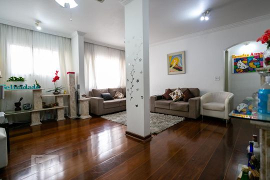 Apartamento à venda com 3 quartos, 140m² em Parque Maria Domitila, São Paulo