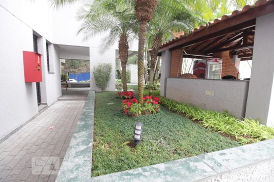 Área comum de apartamento para alugar com 1 quarto, 70m² em Vila Andrade, São Paulo