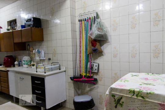 Área de Serviço de casa à venda com 3 quartos, 130m² em Parque Novo Oratório, Santo André