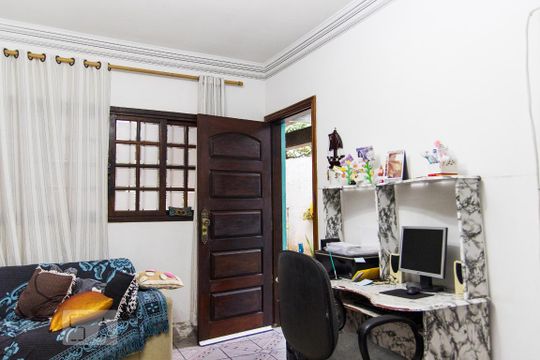 Casa à venda com 3 quartos, 130m² em Parque Novo Oratório, Santo André