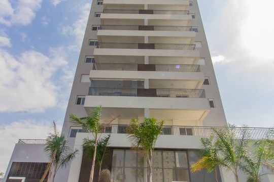 Fachada de apartamento para alugar com 2 quartos, 66m² em Quarta Parada, São Paulo