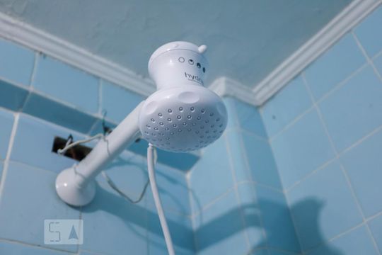 Chuveiro de apartamento para alugar com 2 quartos, 85m² em Bela Vista, São Paulo