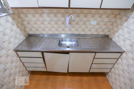 Pia de apartamento para alugar com 2 quartos, 85m² em Bela Vista, São Paulo