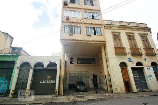 Fachada do Prédio de kitnet/studio para alugar com 1 quarto, 37m² em Centro, Rio de Janeiro