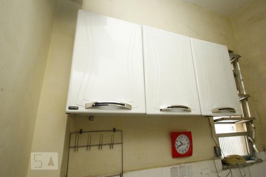 Cozinha de kitnet/studio para alugar com 1 quarto, 37m² em Centro, Rio de Janeiro