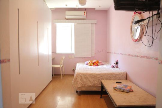 Quarto 1 de apartamento à venda com 5 quartos, 303m² em Copacabana, Rio de Janeiro