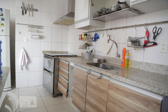 Cozinha de apartamento à venda com 5 quartos, 303m² em Copacabana, Rio de Janeiro