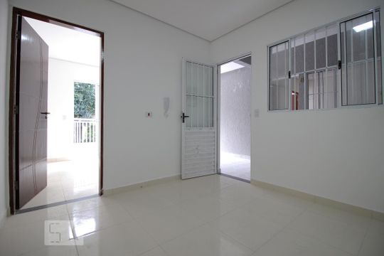 Kitnet/Studio para alugar com 1 quarto, 35m² em Vila Carbone, São Paulo