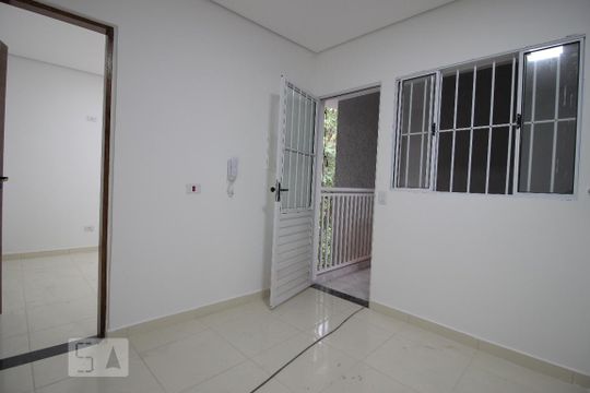 Kitnet/Studio para alugar com 1 quarto, 35m² em Vila Carbone, São Paulo