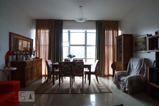 Sala de apartamento à venda com 4 quartos, 160m² em Tijuca, Rio de Janeiro