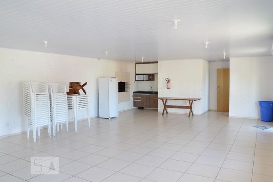 Área comum de apartamento para alugar com 2 quartos, 44m² em Olaria, Canoas
