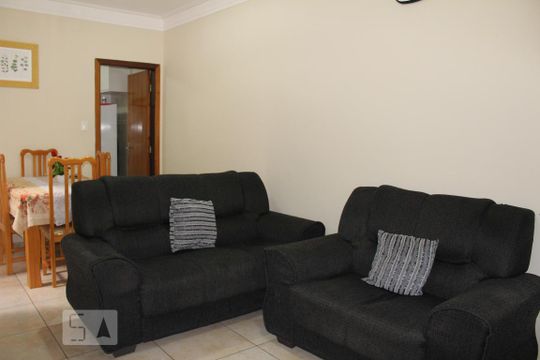 Sala de casa à venda com 2 quartos, 100m² em Vila Ivg, São Paulo