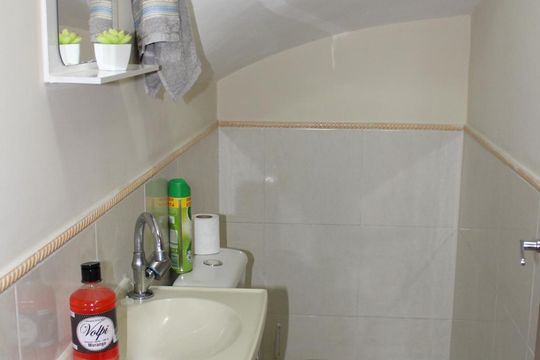 Lavabo de casa à venda com 2 quartos, 100m² em Vila Ivg, São Paulo