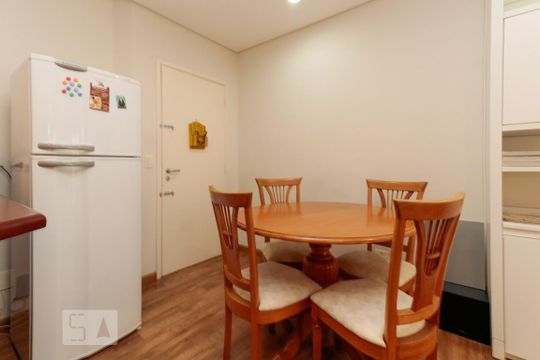 Cozinha de apartamento para alugar com 1 quarto, 45m² em Jardim Paulista, São Paulo