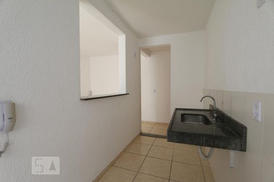 Cozinha de apartamento à venda com 2 quartos, 47m² em Taquara, Rio de Janeiro