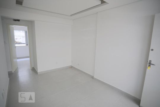 Apartamento para alugar com 1 quarto, 55m² em Gonzaga, Santos