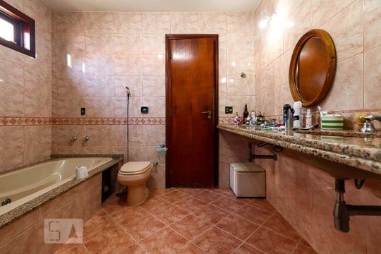 Banheiro Dormitórios 3 e 4 de casa à venda com 6 quartos, 650m² em Recreio dos Bandeirantes, Rio de Janeiro