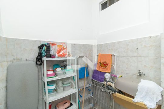 Área de Serviço de apartamento para alugar com 2 quartos, 60m² em Ribeira, Rio de Janeiro
