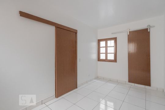 Quarto de apartamento para alugar com 1 quarto, 40m² em Petrópolis, Porto Alegre