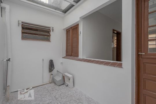 Cozinha de apartamento para alugar com 1 quarto, 40m² em Petrópolis, Porto Alegre