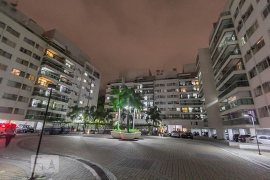 Fachada de apartamento para alugar com 2 quartos, 72m² em Pechincha, Rio de Janeiro