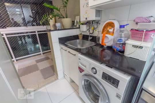 Área de Serviço de apartamento para alugar com 2 quartos, 72m² em Pechincha, Rio de Janeiro