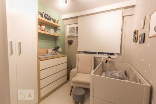Quarto 1 de apartamento para alugar com 2 quartos, 72m² em Pechincha, Rio de Janeiro
