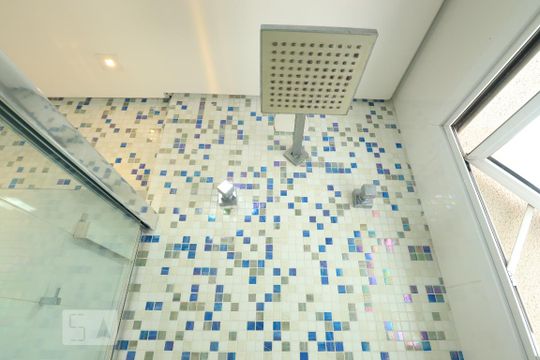 Banheiro Social de apartamento à venda com 2 quartos, 60m² em Vila Pires, Santo André