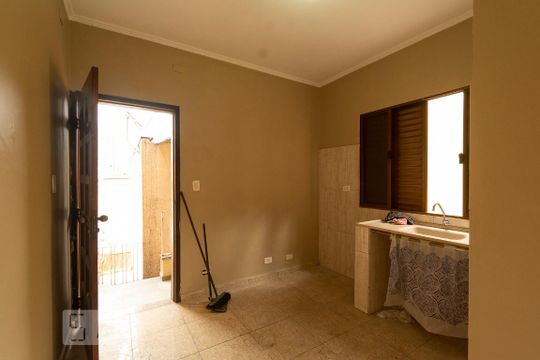 quarto serviço de casa para alugar com 3 quartos, 80m² em Vila Zelina, São Paulo
