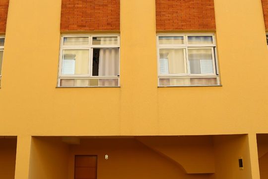 Fachada de casa de condomínio à venda com 3 quartos, 128m² em Jardim Oliveiras, Taboão da Serra
