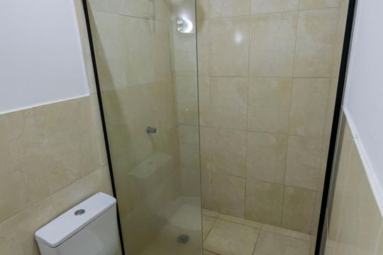 Banheiro de apartamento para alugar com 1 quarto, 50m² em Vila São José, São Paulo