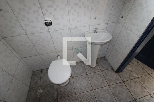 Banheiro de casa para alugar com 1 quarto, 35m² em Jardim Japao, São Paulo