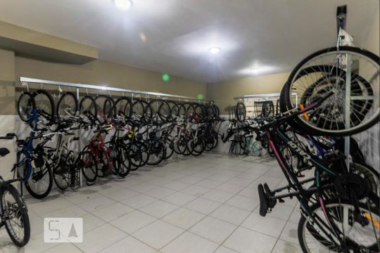 Bicicletrário de apartamento à venda com 1 quarto, 36m² em Cambuci, São Paulo