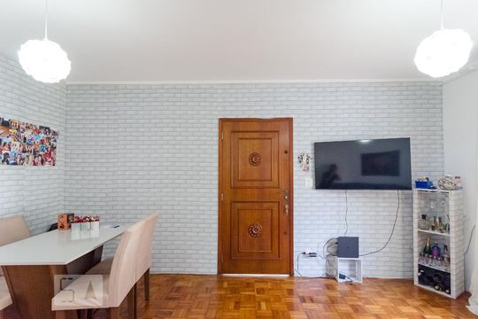Sala de casa à venda com 2 quartos, 111m² em Saúde, São Paulo