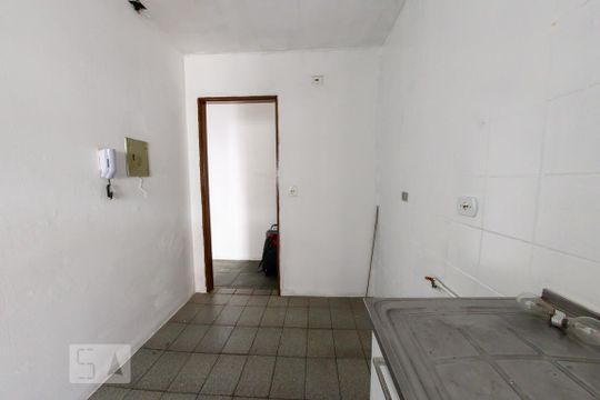 Cozinha de apartamento para alugar com 2 quartos, 54m² em Centro, Guarulhos