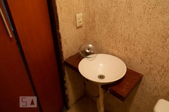 Lavabo de casa à venda com 4 quartos, 285m² em Vila Monumento, São Paulo